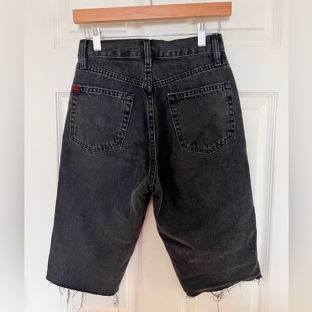 BDG/Urban Outfitters black denim cut off shorts size 26 - Picture 2 of 3
